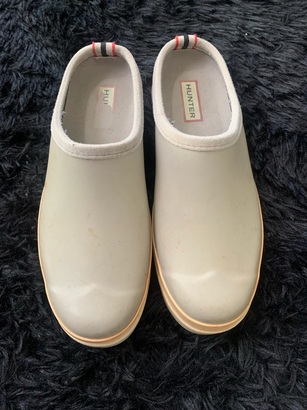 OG Hunter grey Slip-On garden Clogs with Red-Trim Heel Logo